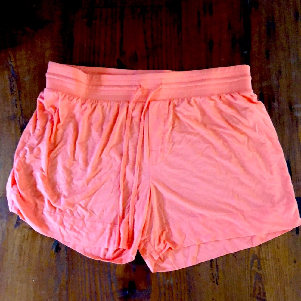 Cute GapBody Coral Short